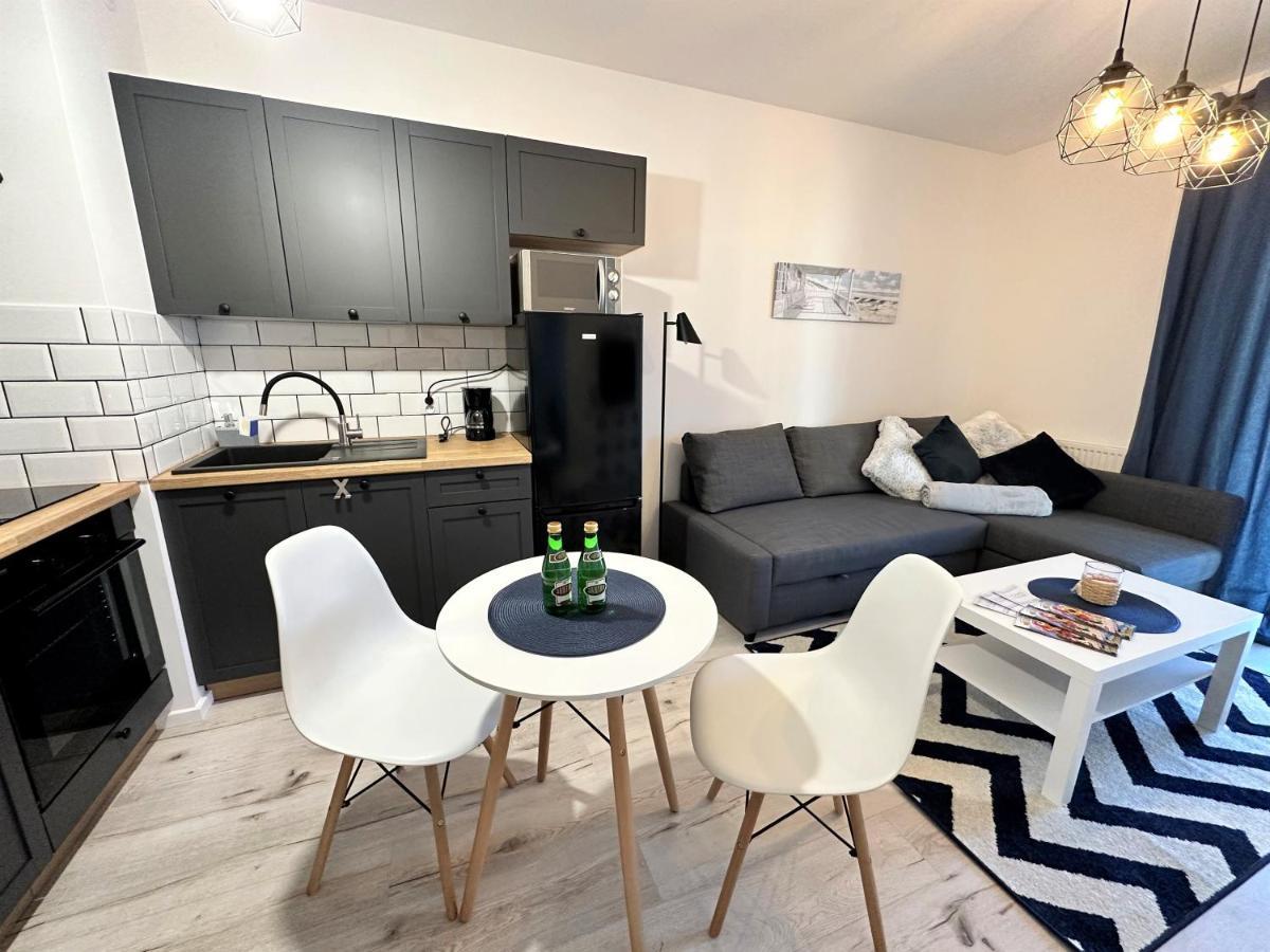 Al-Dom Apartamenty Five Porta Mare Kolobrzeg Bagian luar foto
