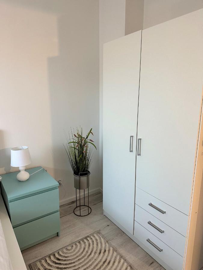 Al-Dom Apartamenty Five Porta Mare Kolobrzeg Bagian luar foto