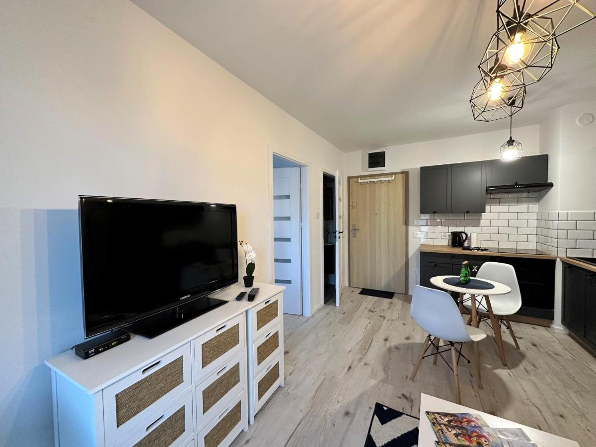 Al-Dom Apartamenty Five Porta Mare Kolobrzeg Bagian luar foto